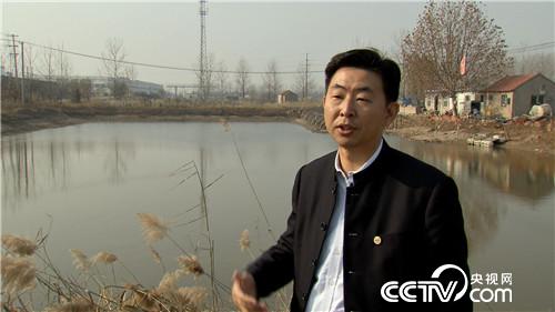 中科海 抓住两小时 他靠软壳蟹发硬财(20170315)